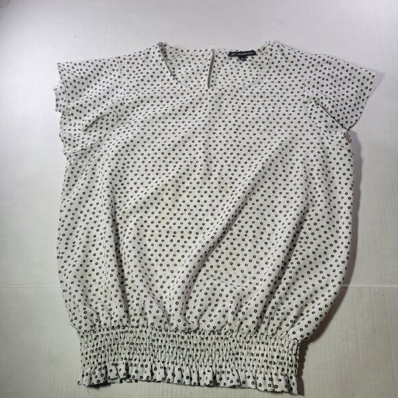 Adrianna Papell White & Black Polka Dot Smocked Hem Cap Sleeve Blouse Size M - Picture 1 of 9